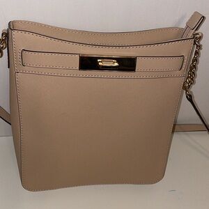 Michael Kors Pale Pink Leather Medium Hamilton Messenger Bag.